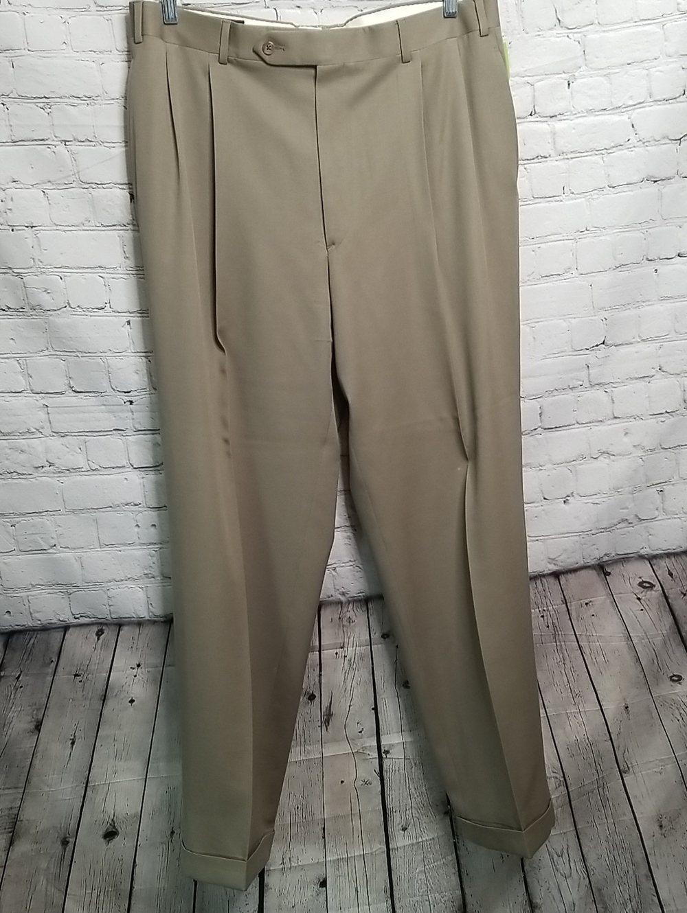 Brooks Bros mens Vintage dress pants size 34-36 cuffed GUC